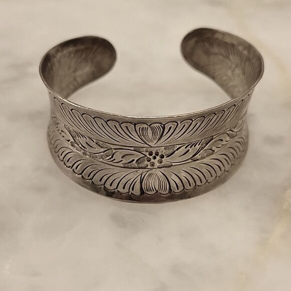 Jewelry - Vintage Native Sterling Silver Art Noveau Cuff SouthWestern Boho Bracelet Bangle
